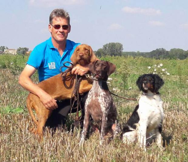 Mont sur Guesne : 3 chiens classés